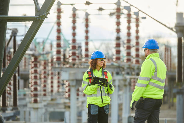 Best Local Electrician Companies  in Altadena, CA